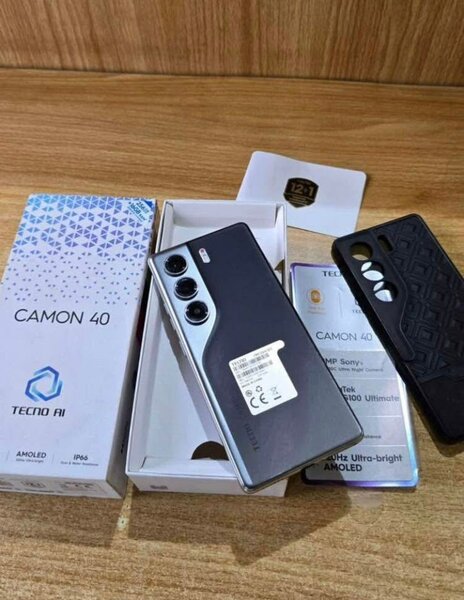 Tecno Camon 40 pro
