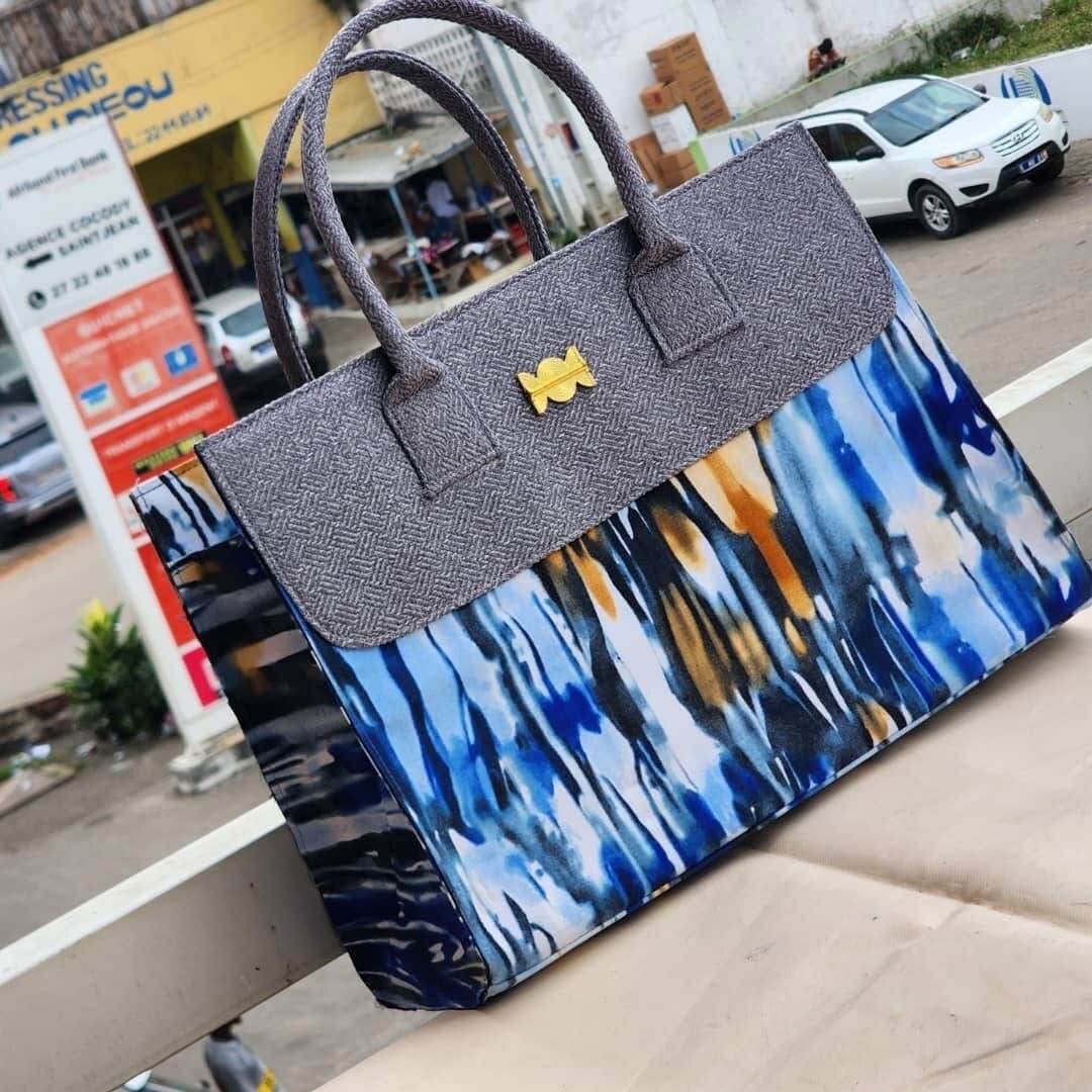 Sac à main en toile colorée