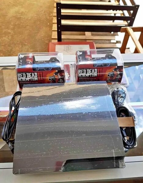 Console Sony PS3 avec manettes