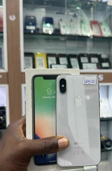 iPhone X Reconditionné 64Go