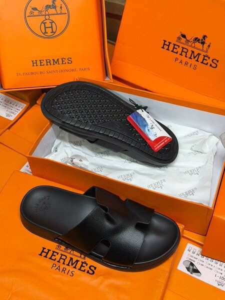 Mules de luxe pour homme Hermès