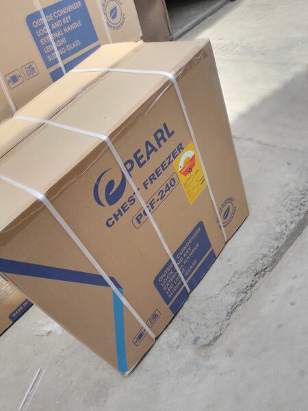 240L CHEST FREEZER PEARL