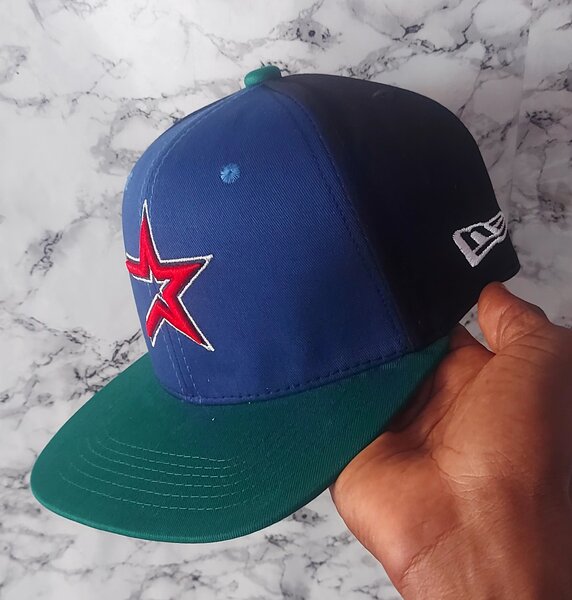 Casquette étoile bleue