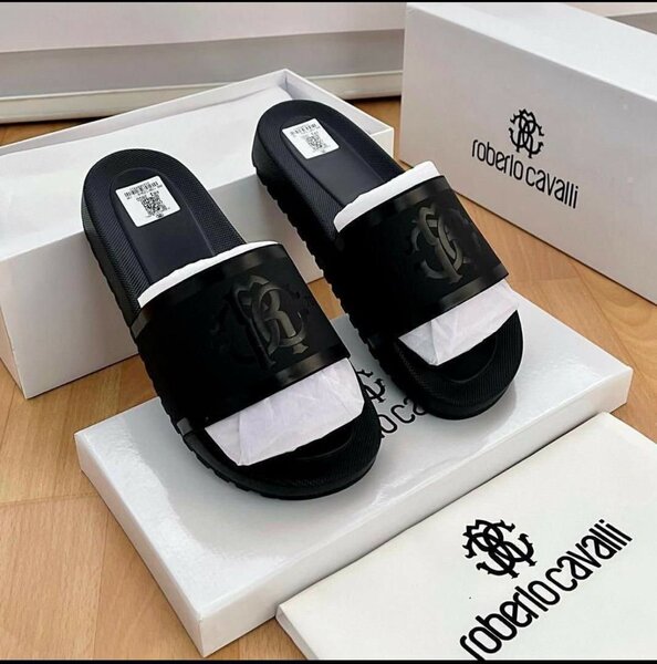 Roberlo cavalli slides