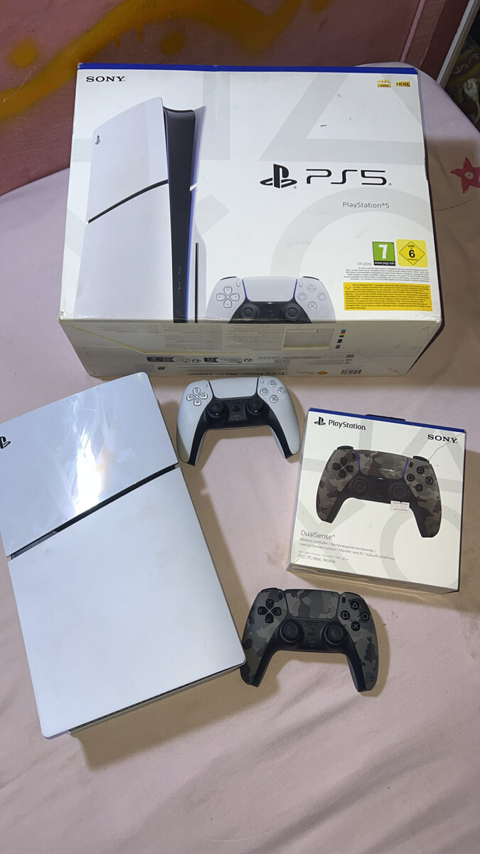 Ps5 slim standard 1 To