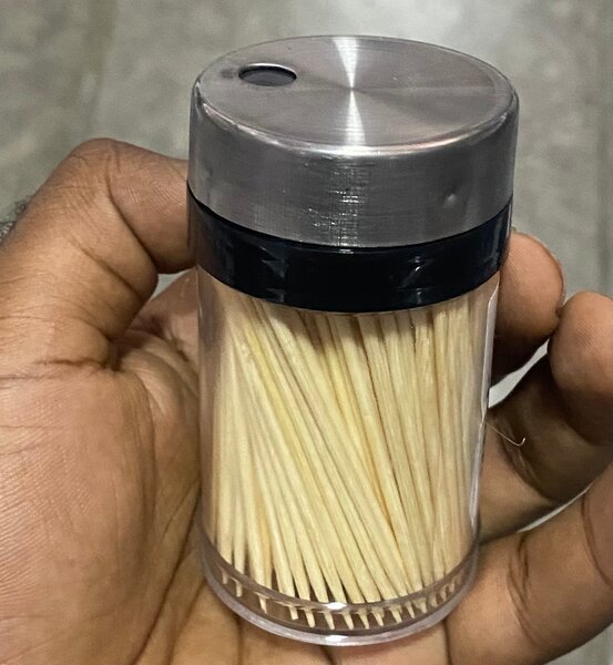 Boîte de cure-dents pratique