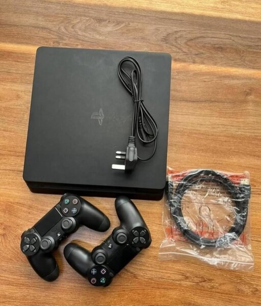 SONY PS4 SLIM 500GB[PreOwned]