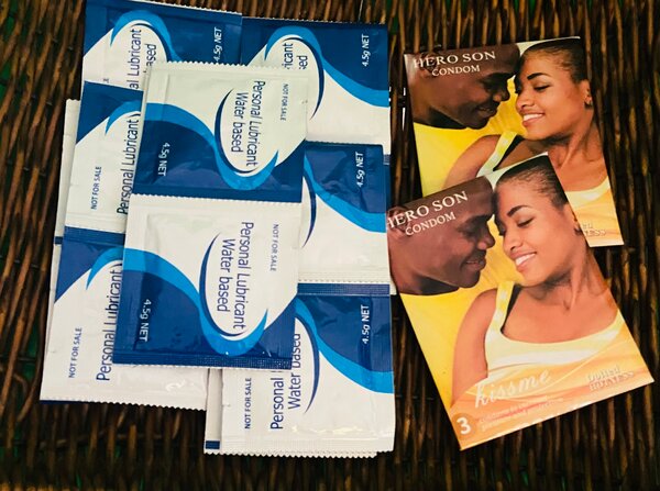 10 lubrifiants + 6 préservatif