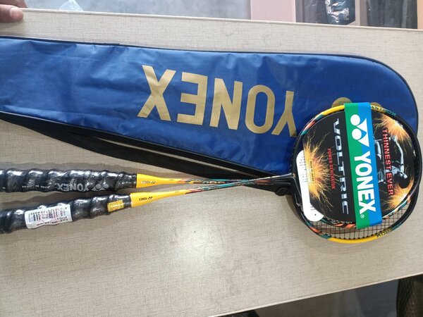 Yonex racket