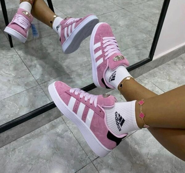 Baskets roses en daim