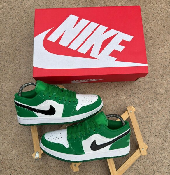 Baskets Nike Air Jordan Vert