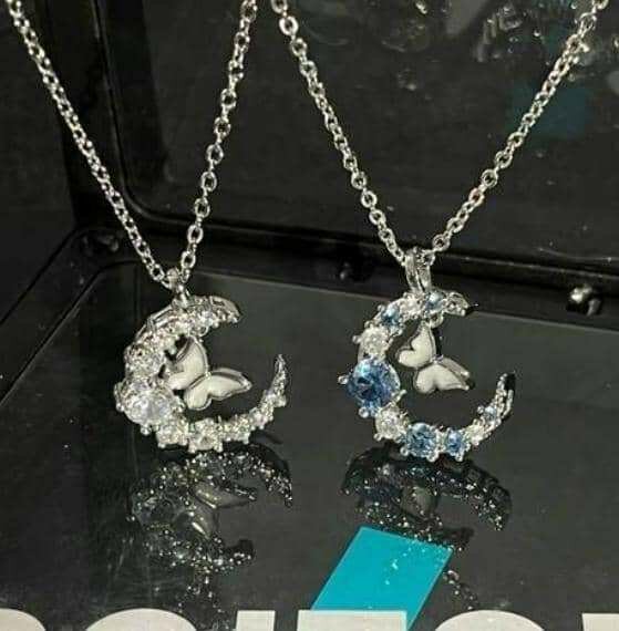 Colliers élégants pendentifs cœur et lune brillants