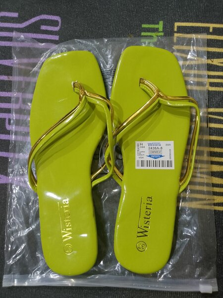 Tongs Wisteria Vertes Élégantes