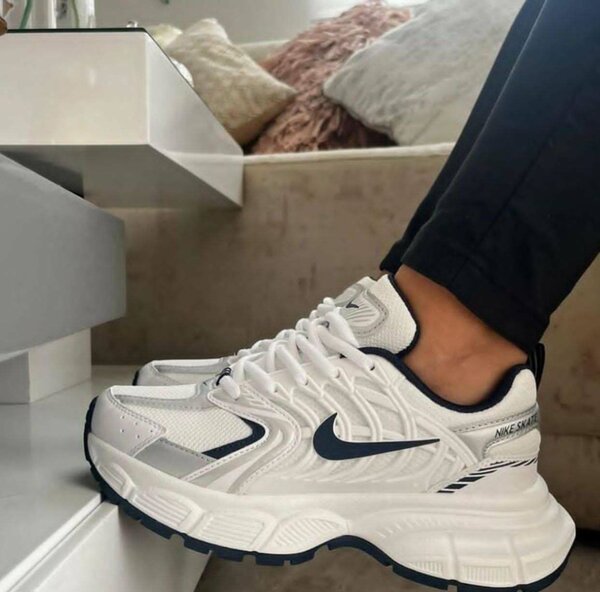 Baskets légères Nike