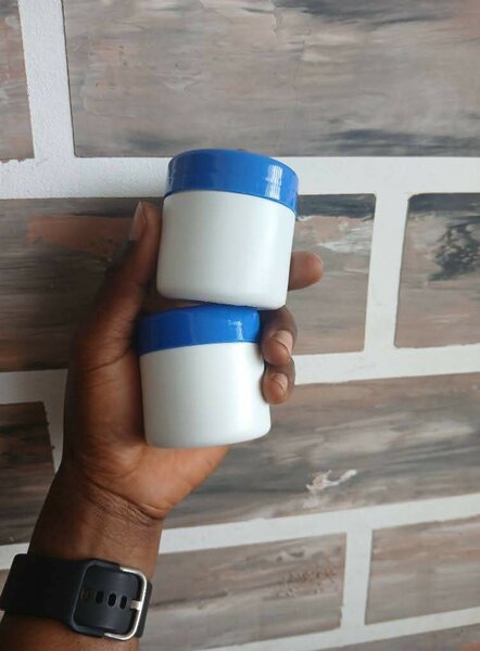 Crèmes hydratantes visage