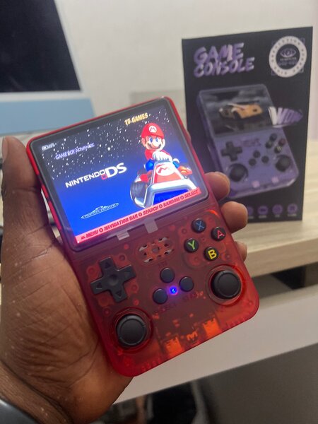 Brand new Game console R36S