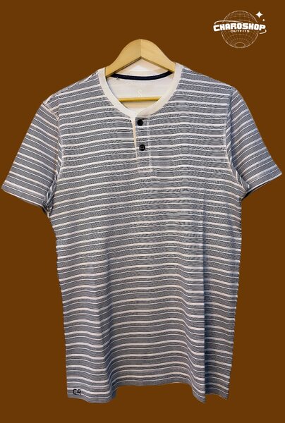 T-shirt à rayures modernes