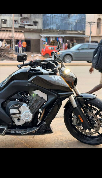 Moto puissante et stylée