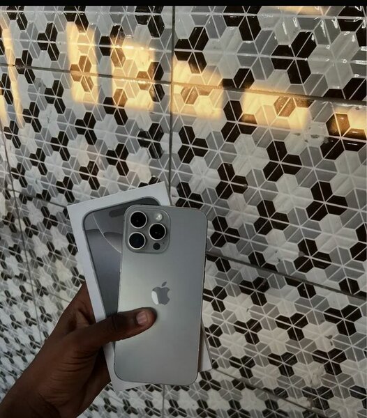 iPhone reconditionné - Batterie neuve