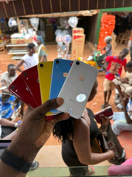 IPhone XR 64GB QUASI NEUF propre