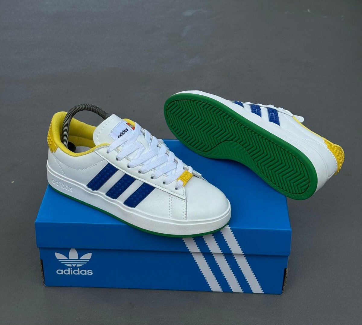 Baskets blanches Adidas