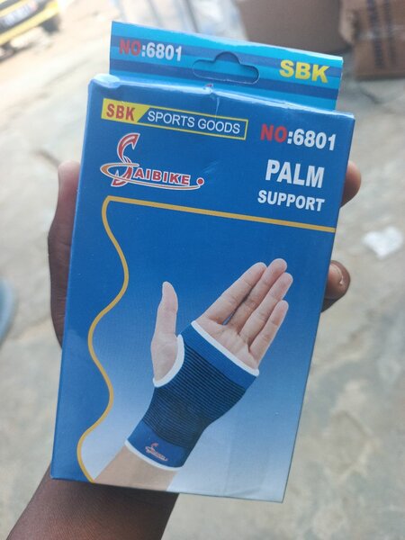 Support de poignet élastique