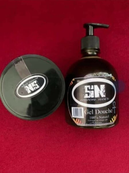 1boîte et un gel de savons noi