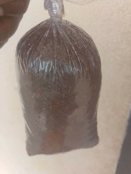 Épices en vrac fraîchement moulues