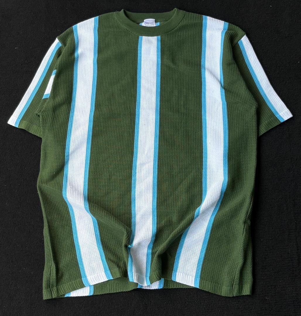 T-shirts rayés colorés