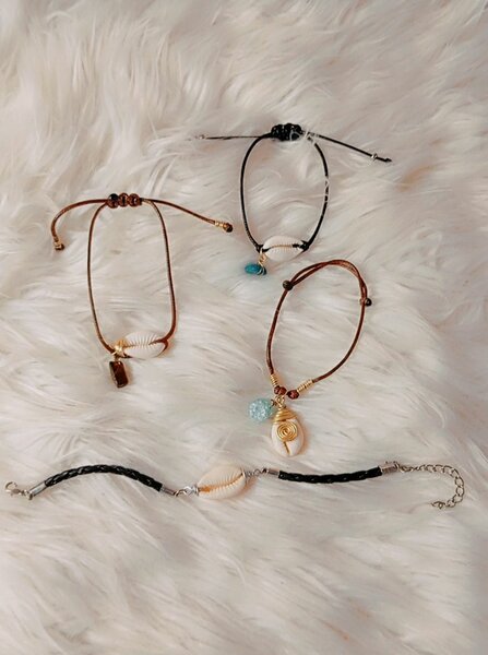 Bracelet Bohème avec Coquillage et Pierre Bleue