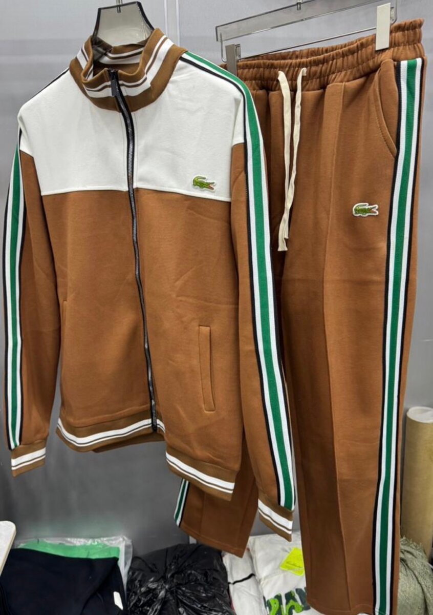 Ensemble de survêtement élégant