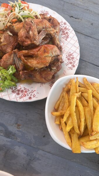 Poulet rôti avec frites