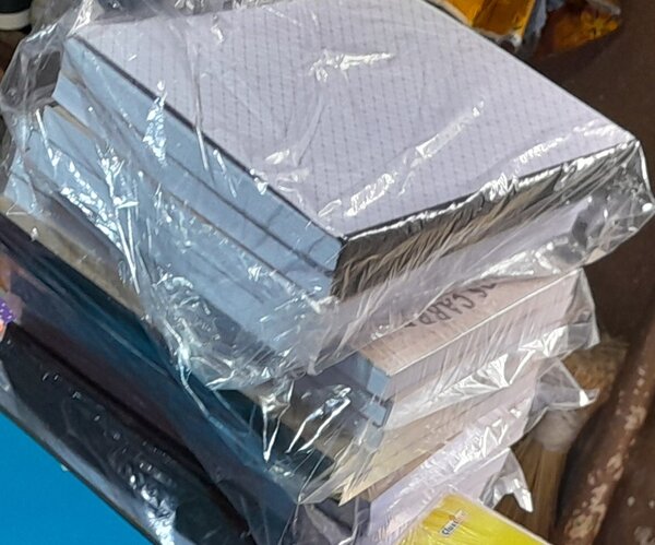 05 Cahier Étudiant  350 Pages