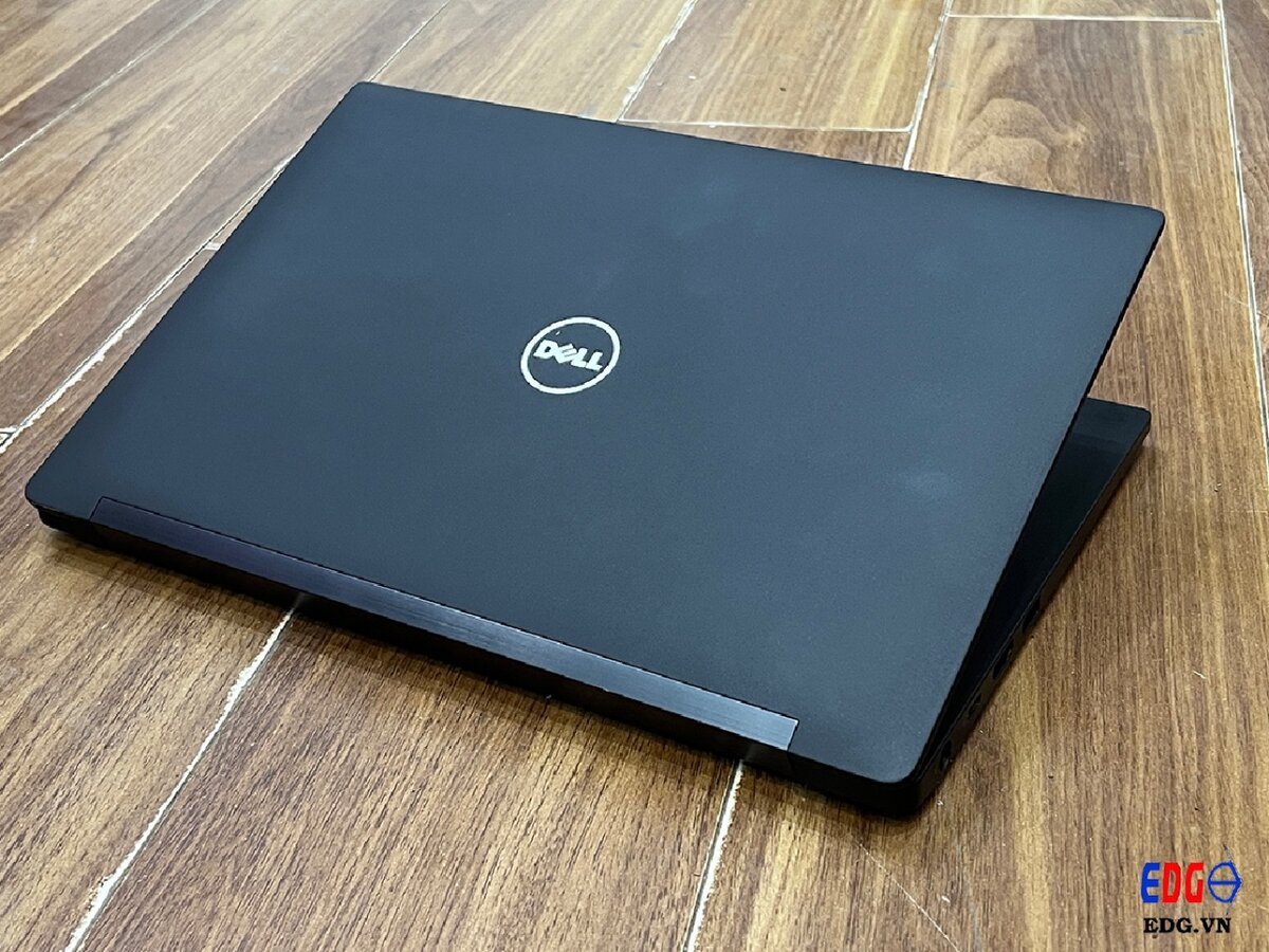 DELL LATITUDE 5300 i7 TOUCH