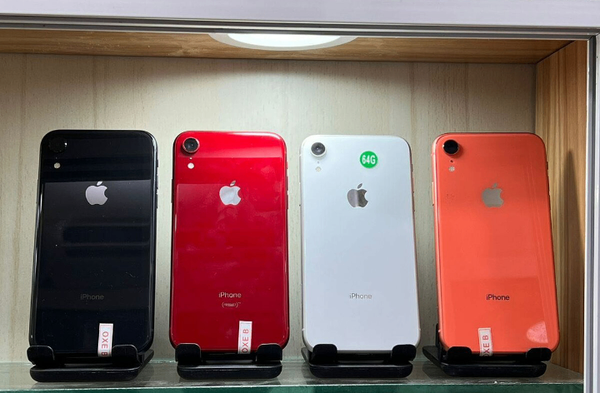 iPhone XR - Plusieurs couleurs