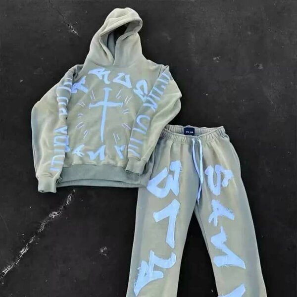 Ensemble survêtement à capuche gris