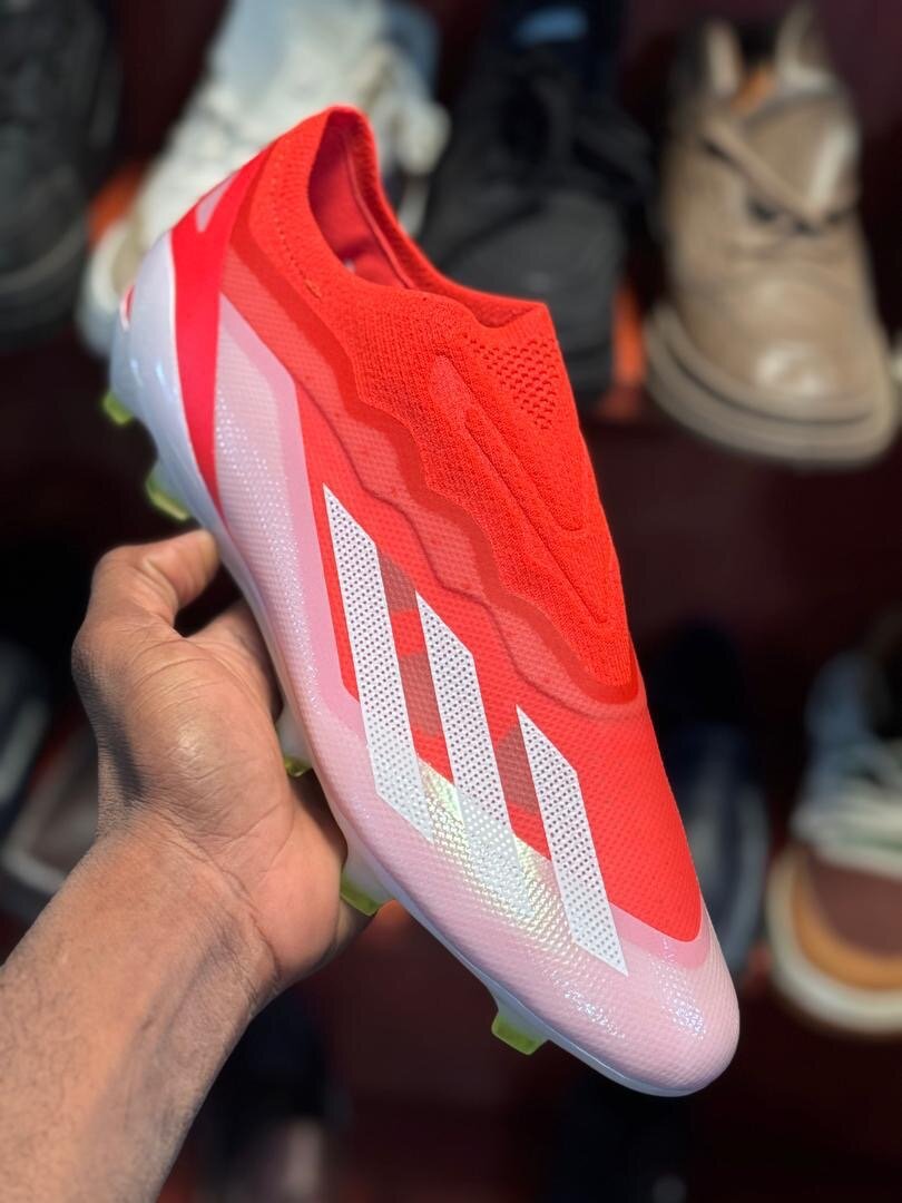 Chaussures de football légères