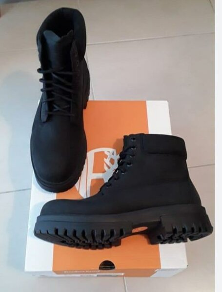 Timberland ( original dans carton )