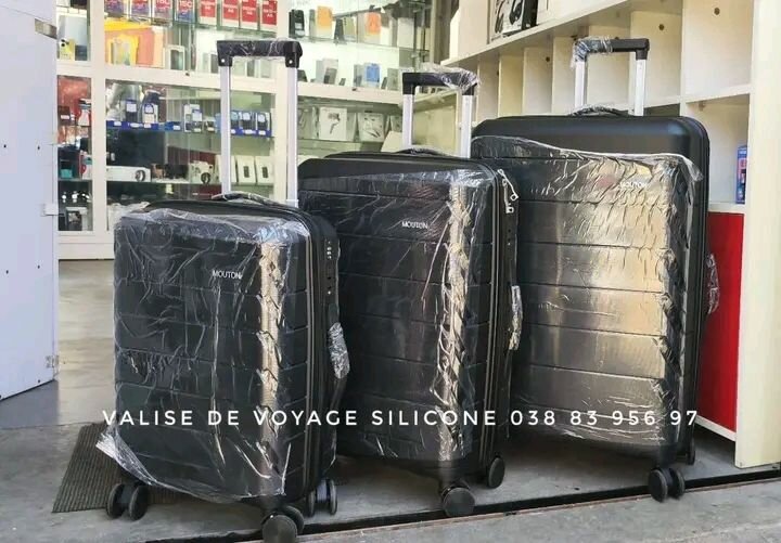 Valise de voyage en silicone rigide