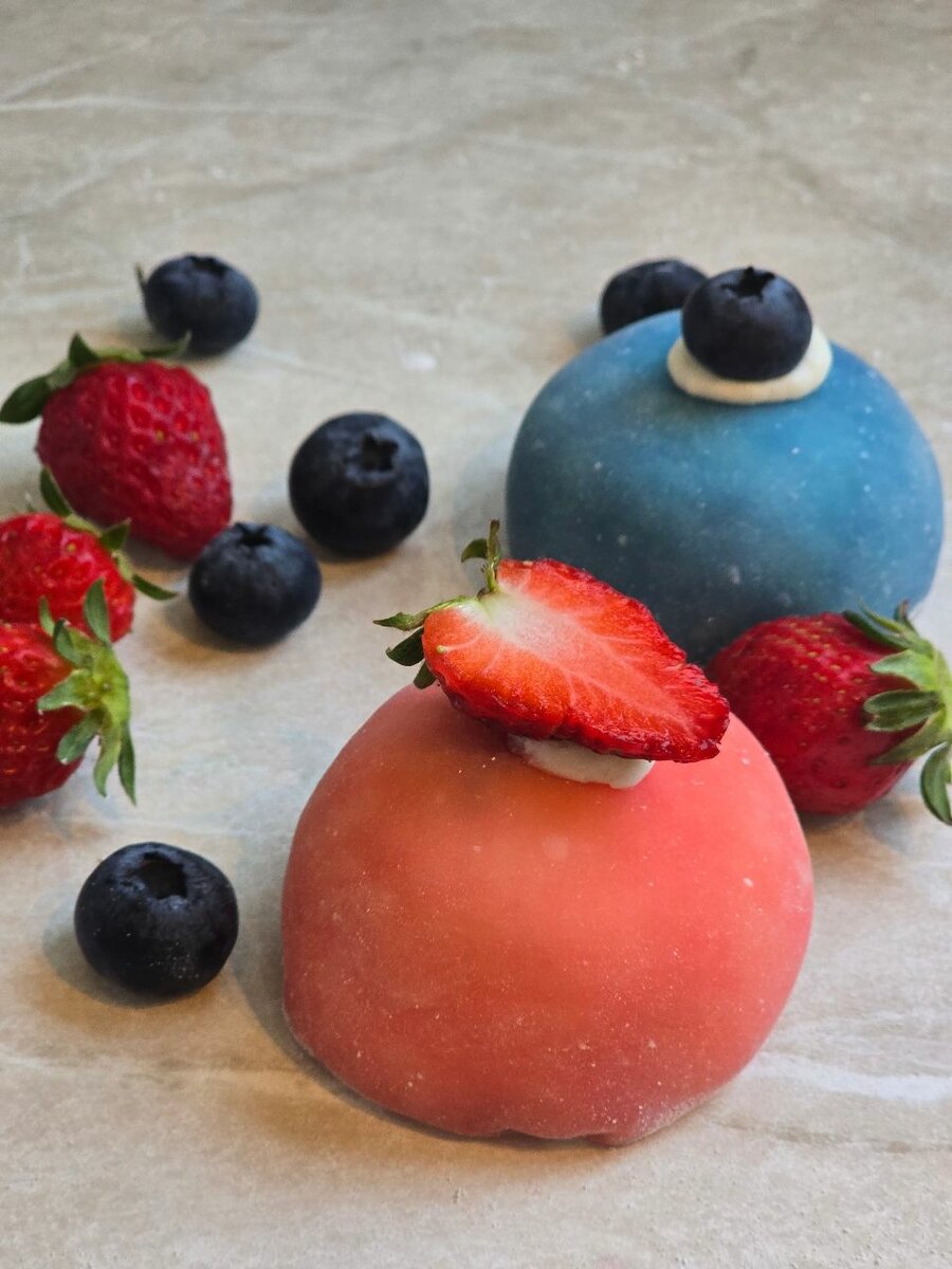 Моти от Бони