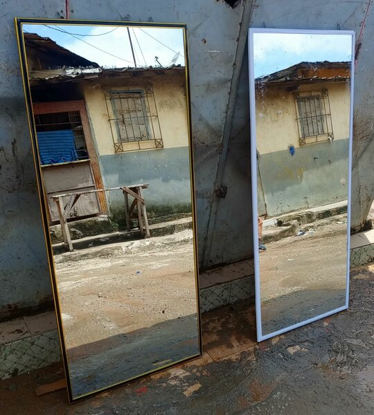 Grand Miroir en Pied