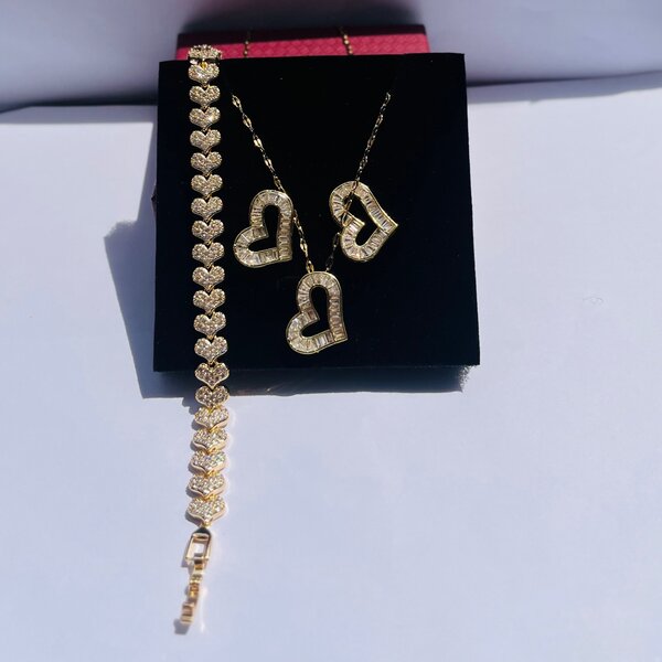 Necklace and bracelet