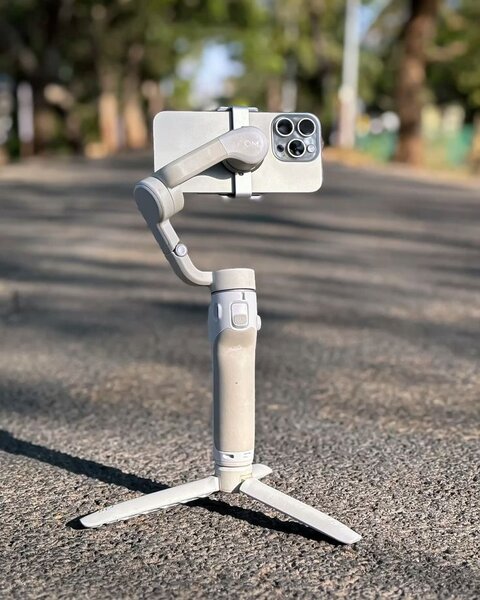 Stabilisateur Smartphone DJI