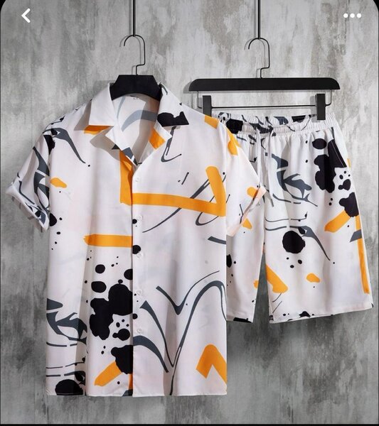 Ensemble chemise et short abstrait