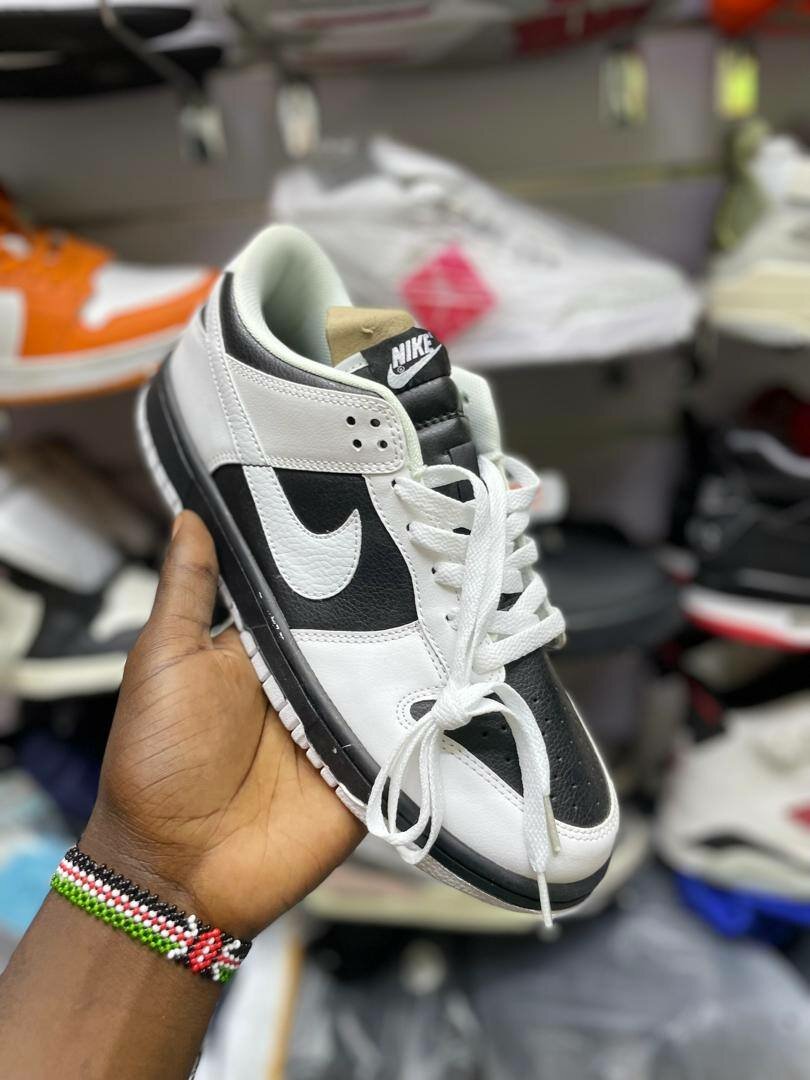 Nike sb dunk low sneakers