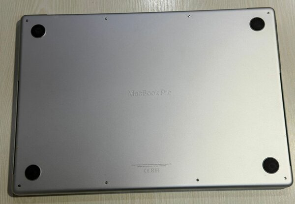 MacBook Pro M2 2023