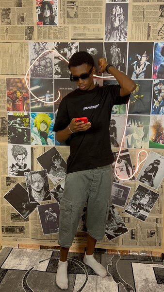 T-shirt graphique au design unique