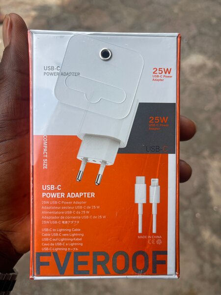 25W USB-C Power Adapter