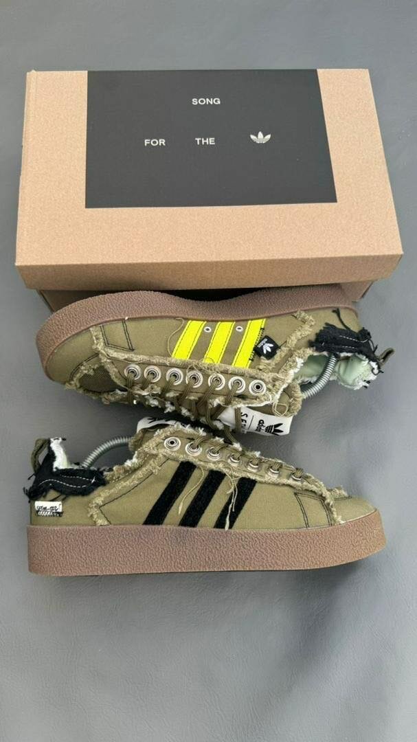 Sneakers uniques en toile verte