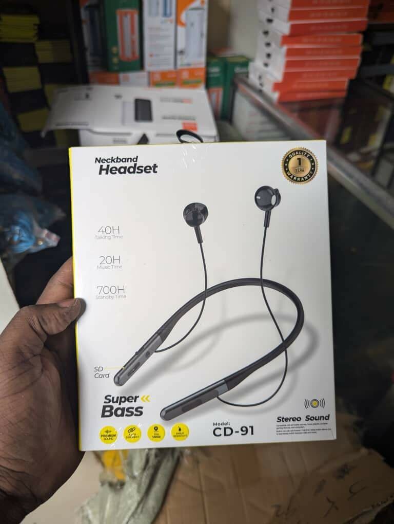 Non rubber neck headsets